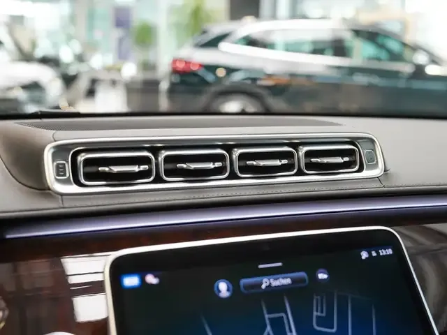 Mercedes-Benz S 500