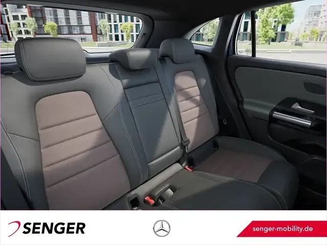 Mercedes-Benz EQA 300