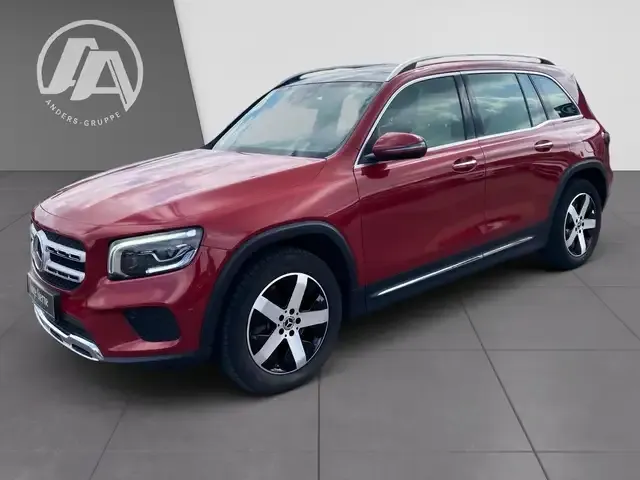 Mercedes-Benz GLB 200