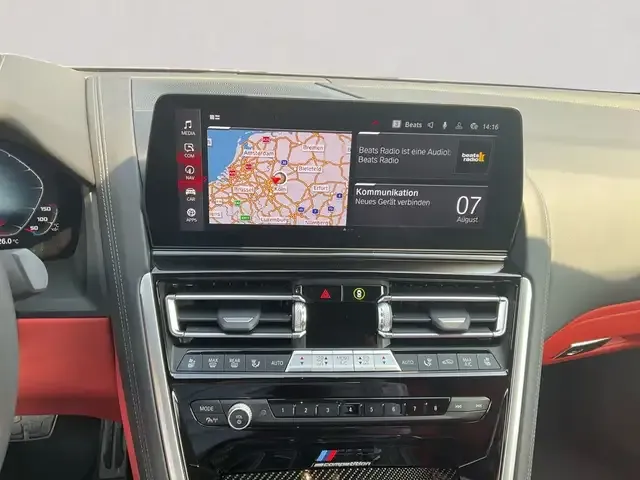 BMW M8