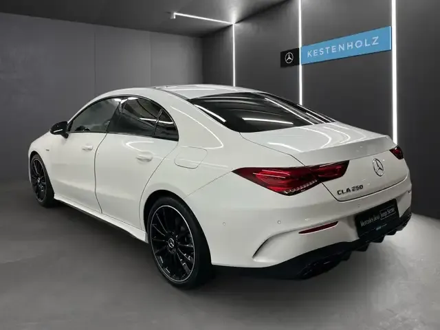 Mercedes-Benz CLA 250