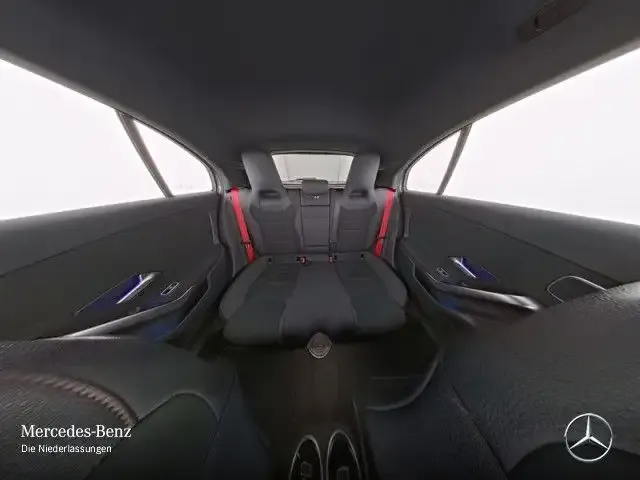 Mercedes-Benz A 35 AMG