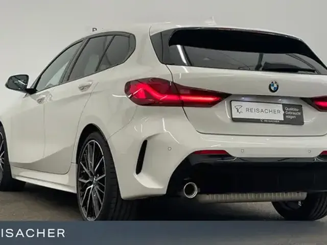 BMW 128