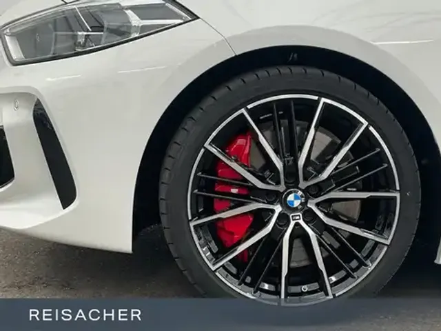 BMW 128