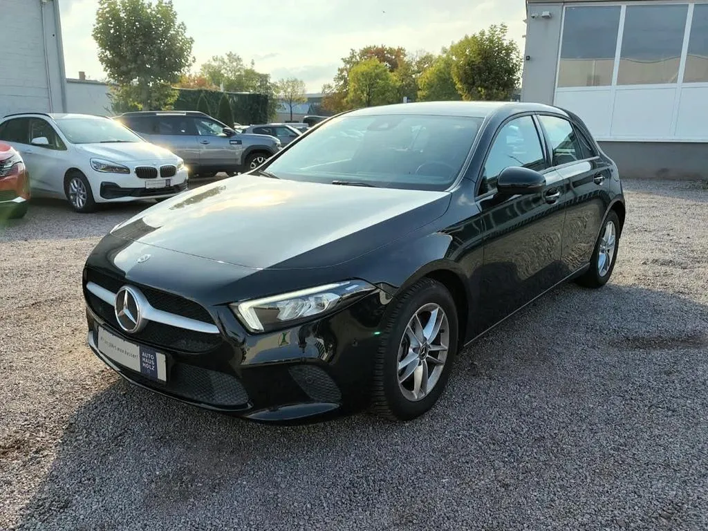 Mercedes-Benz A 200