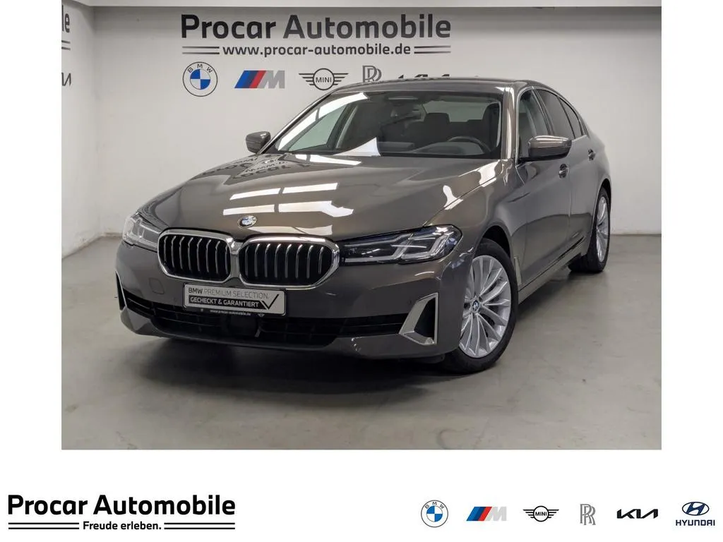 BMW 520