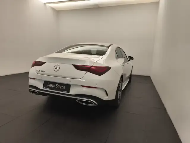 Mercedes-Benz CLA 180