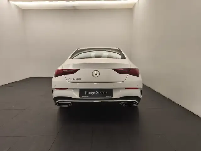 Mercedes-Benz CLA 180