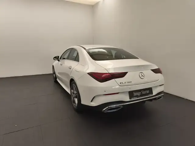 Mercedes-Benz CLA 180