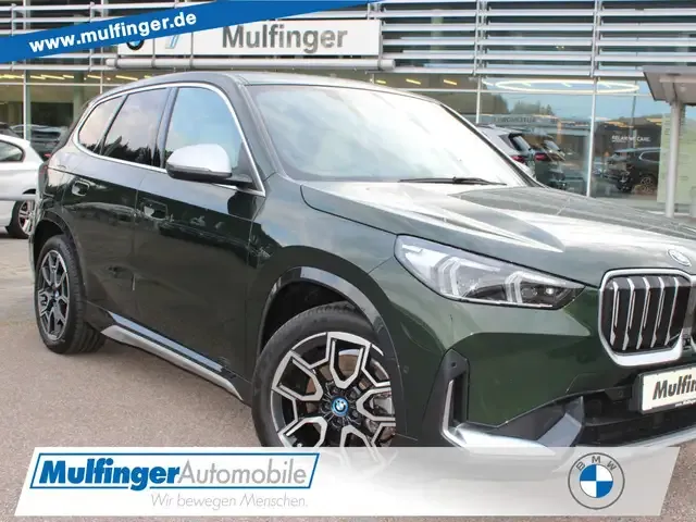 BMW iX1