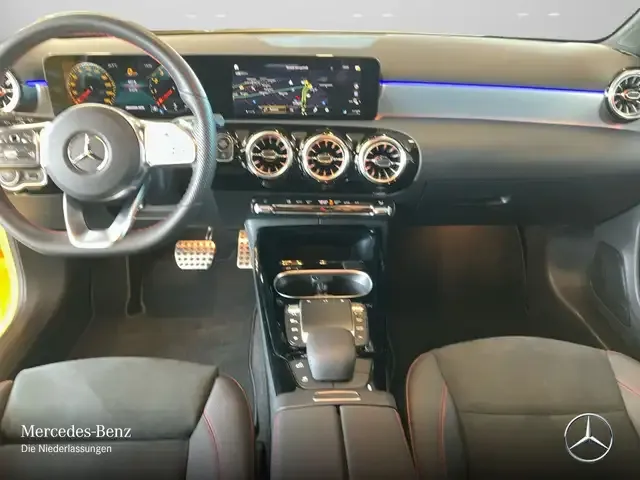 Mercedes-Benz A 35 AMG