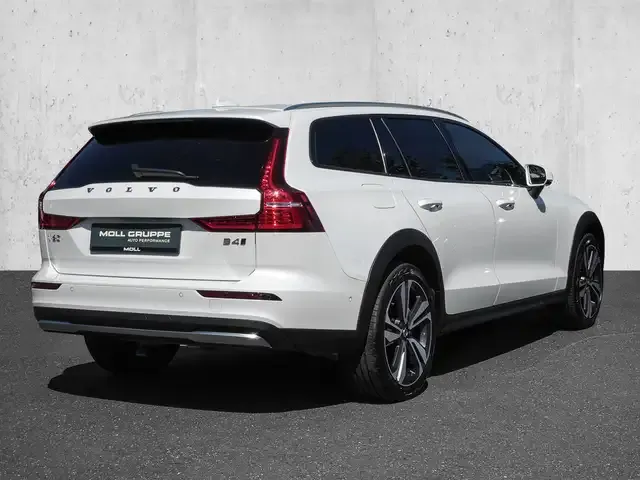 Volvo V60 Cross Country