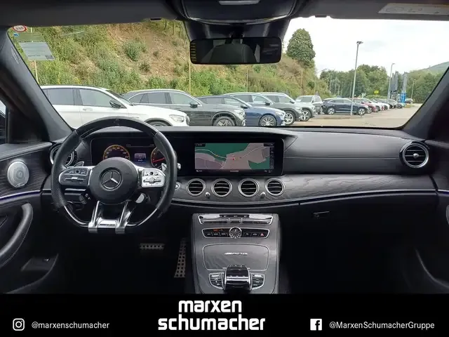 Mercedes-Benz E 63 AMG