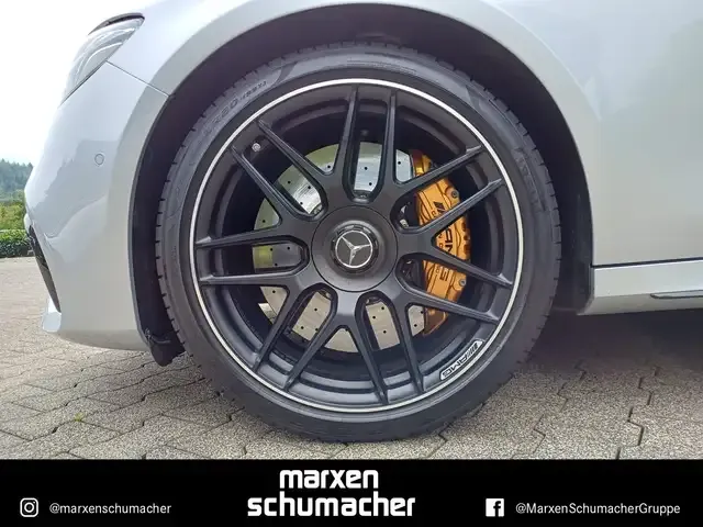 Mercedes-Benz E 63 AMG