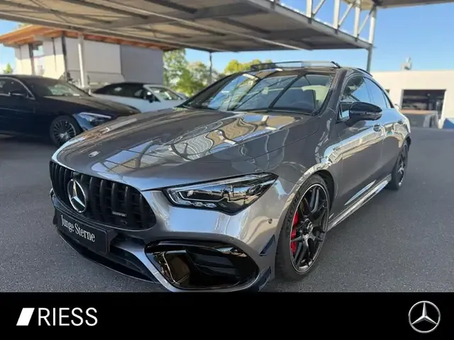 Mercedes-Benz CLA 45 AMG