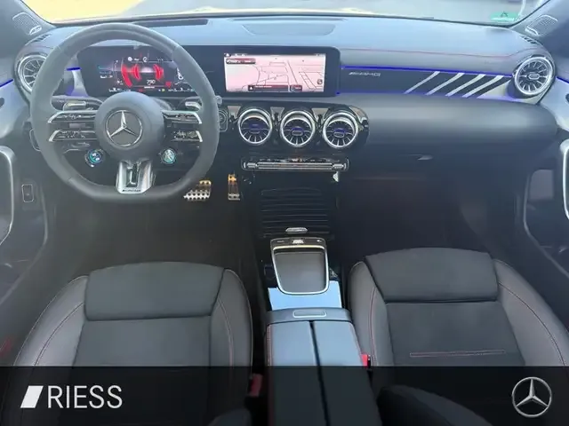 Mercedes-Benz CLA 45 AMG