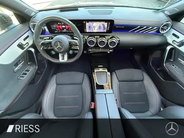 Mercedes-Benz CLA 45 AMG