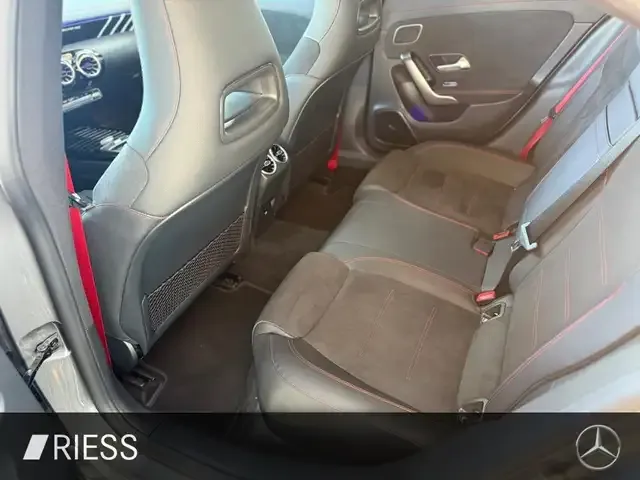 Mercedes-Benz CLA 45 AMG