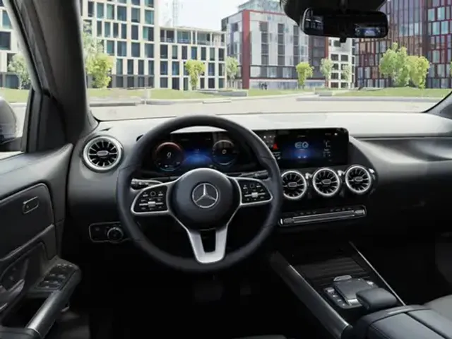 Mercedes-Benz EQA 250