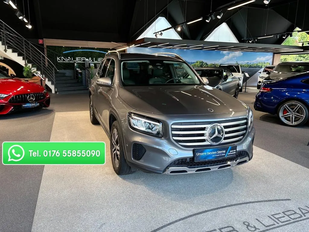 Mercedes-Benz GLB 220