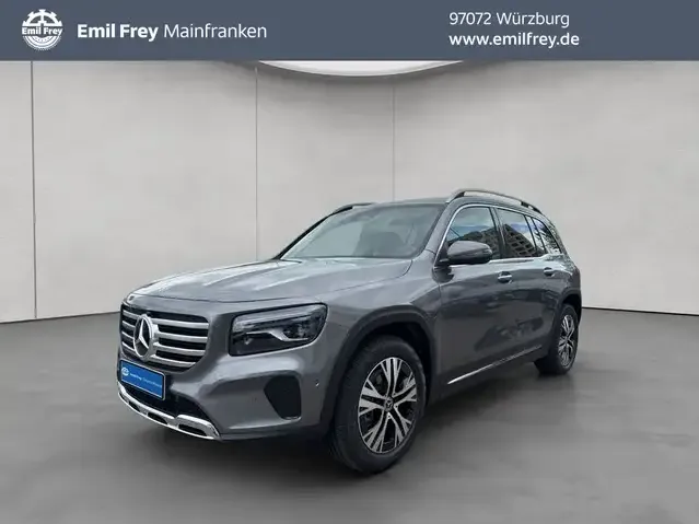 Mercedes-Benz GLB 200