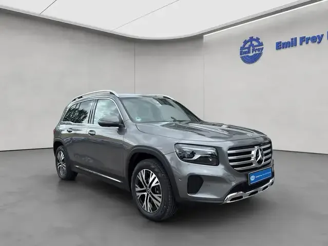 Mercedes-Benz GLB 200