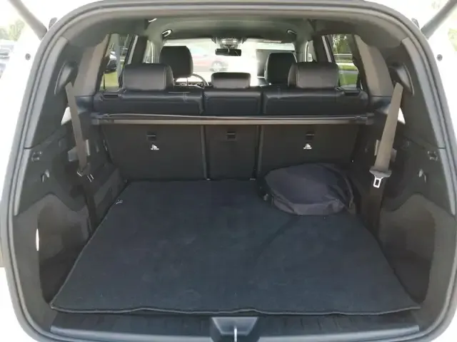 Mercedes-Benz EQB 300
