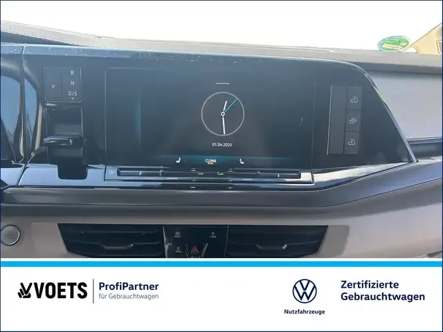 Volkswagen T7 California
