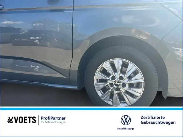 Volkswagen T7 California