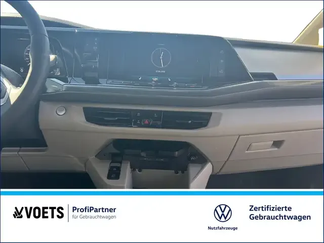 Volkswagen T7 California