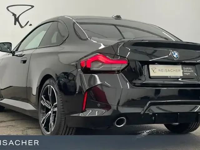 BMW 220