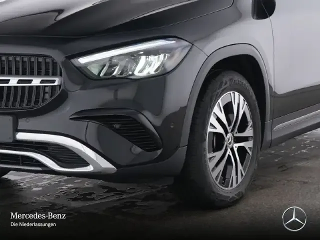 Mercedes-Benz GLA 180