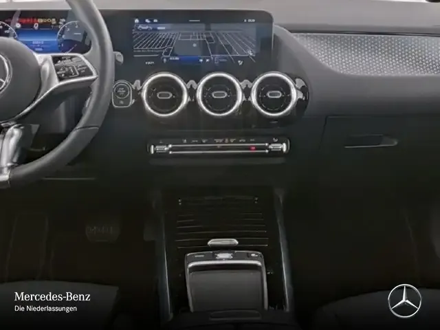Mercedes-Benz GLA 180