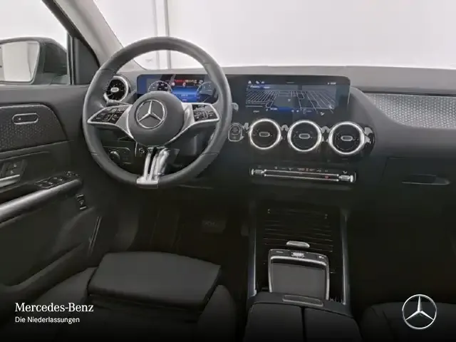 Mercedes-Benz GLA 180