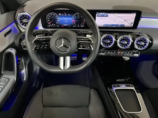 Mercedes-Benz CLA 220