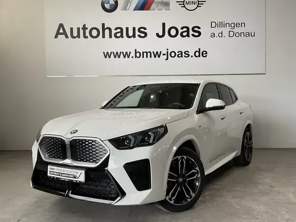BMW iX2