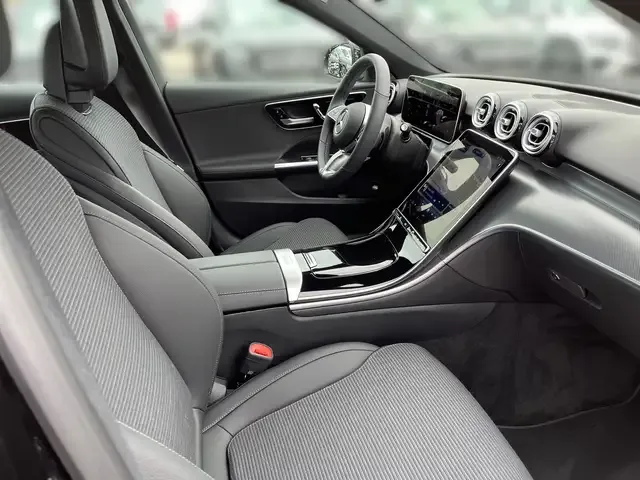 Mercedes-Benz C 180