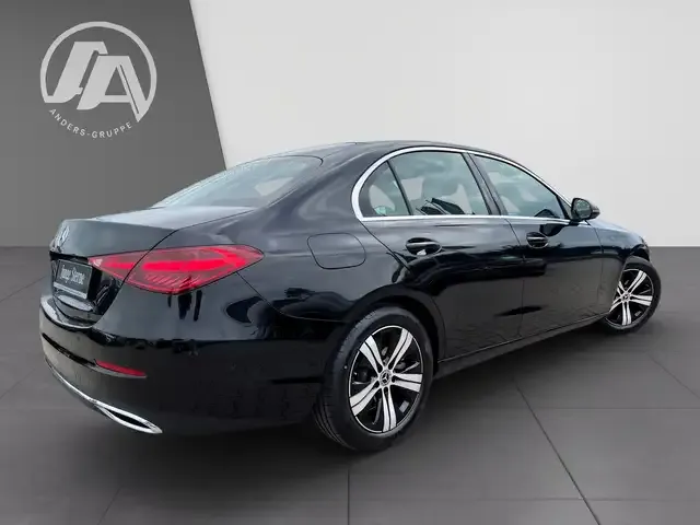 Mercedes-Benz C 180
