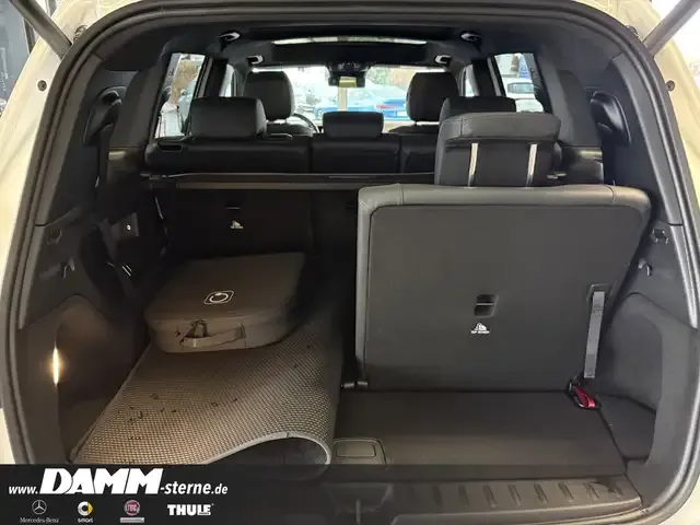 Mercedes-Benz EQB 300