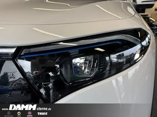 Mercedes-Benz EQB 300