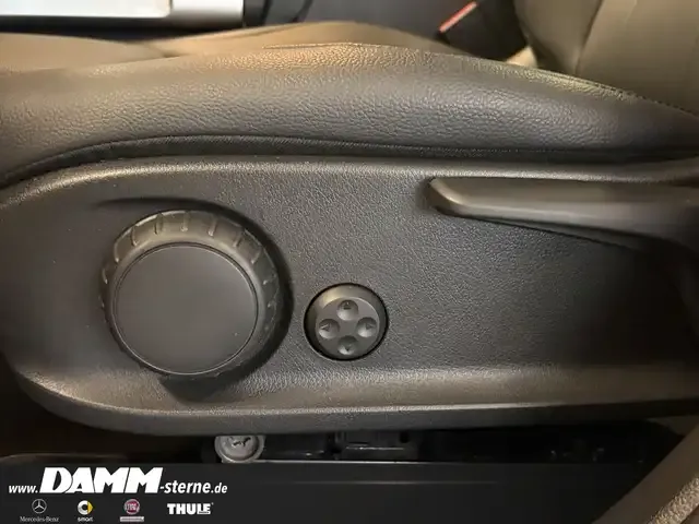 Mercedes-Benz EQB 300