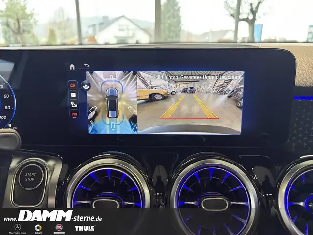 Mercedes-Benz EQB 300