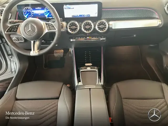 Mercedes-Benz EQB 300