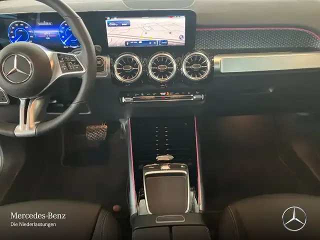 Mercedes-Benz EQB 300