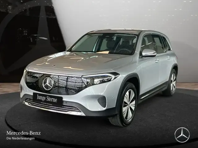 Mercedes-Benz EQB 300