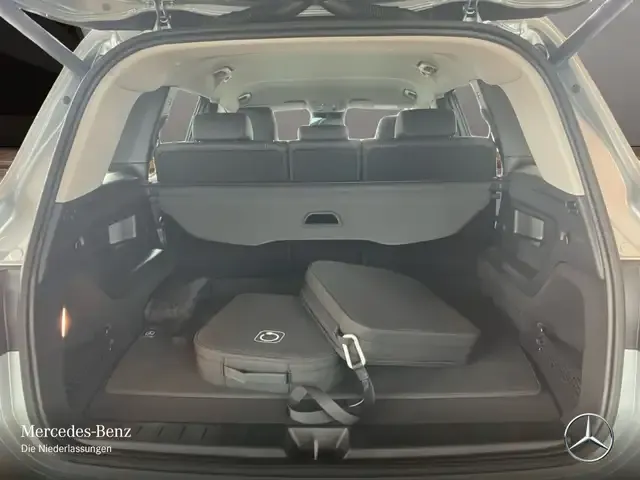 Mercedes-Benz EQB 300