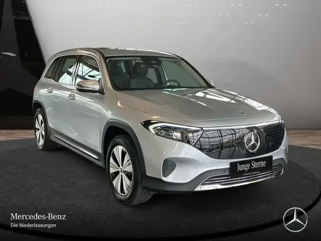 Mercedes-Benz EQB 300