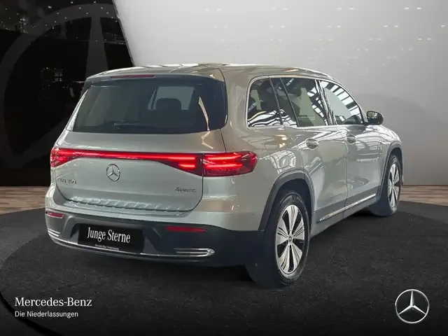 Mercedes-Benz EQB 300