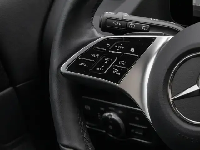 Mercedes-Benz GLA 180