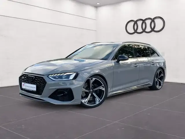 Audi RS4